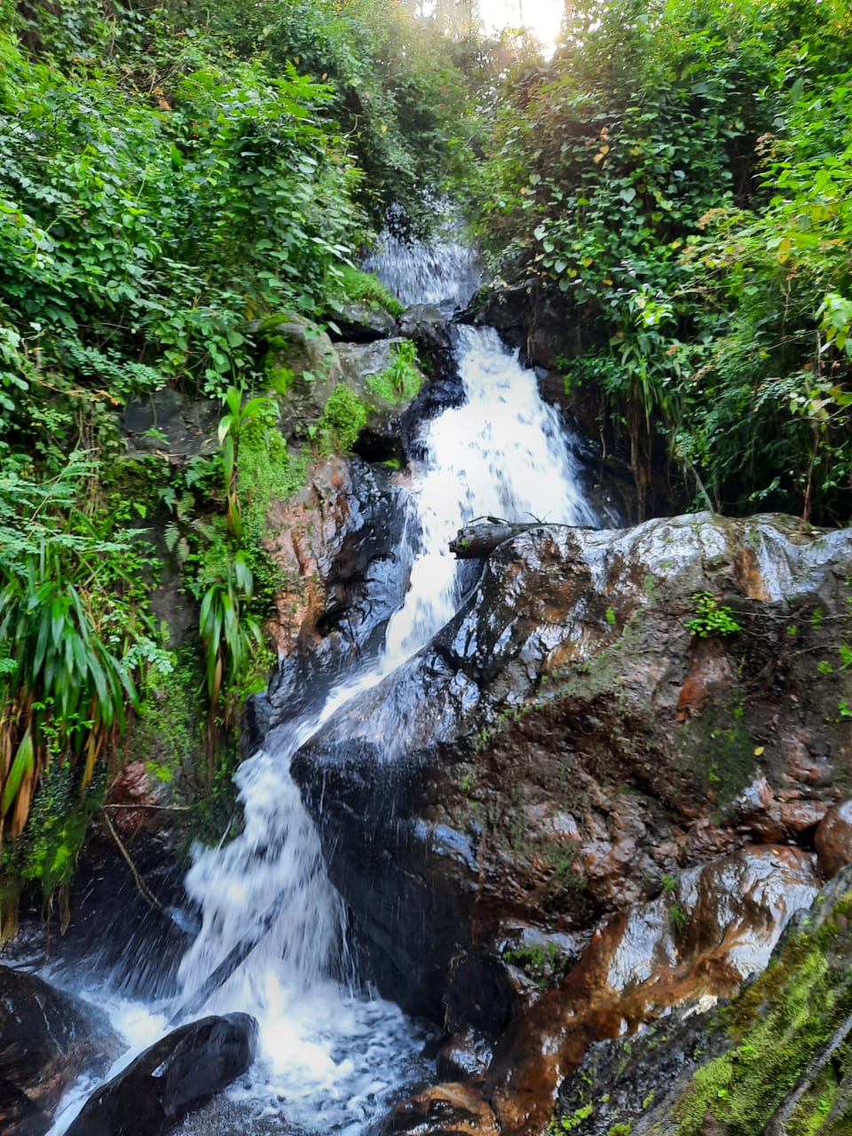 Kabira Starling Waterfall in Kitholhu